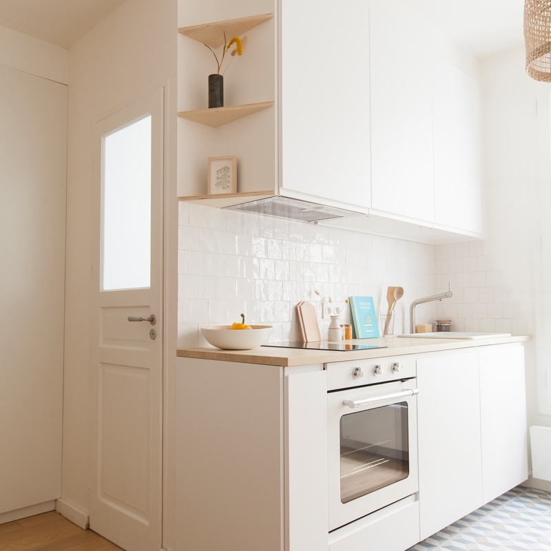 O profissional novo projeta armários de cozinha modernos feito-à-medida o fabricante branco das portas de armário da cozinha da melamina