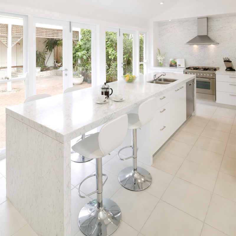 Apronte para montar armários de cozinha modernos baratos do armário de Matte White Plain Lacquer Kitchen dos projetos simples