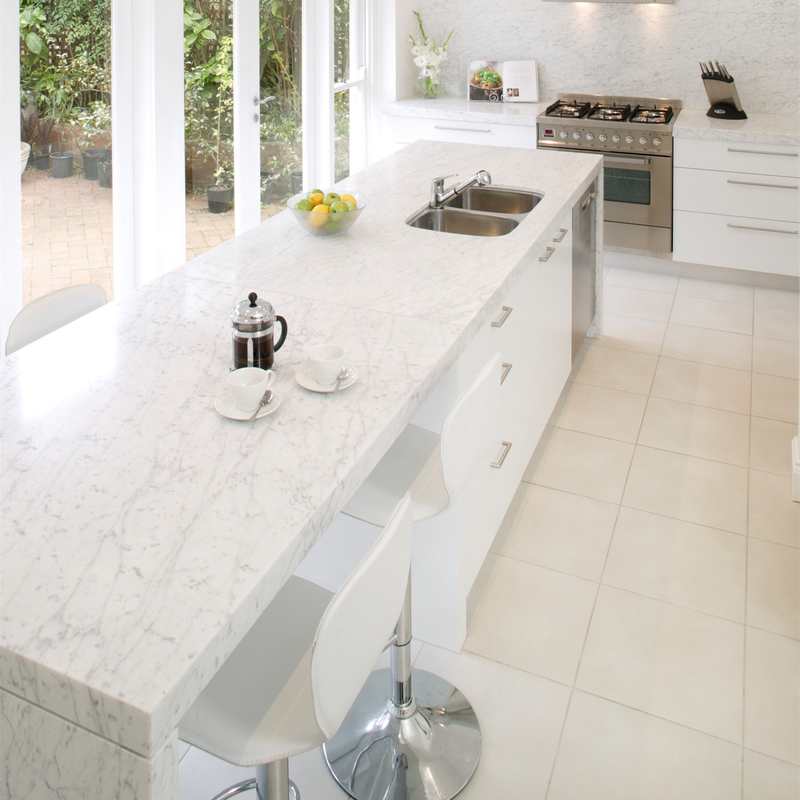 Apronte para montar armários de cozinha modernos baratos do armário de Matte White Plain Lacquer Kitchen dos projetos simples