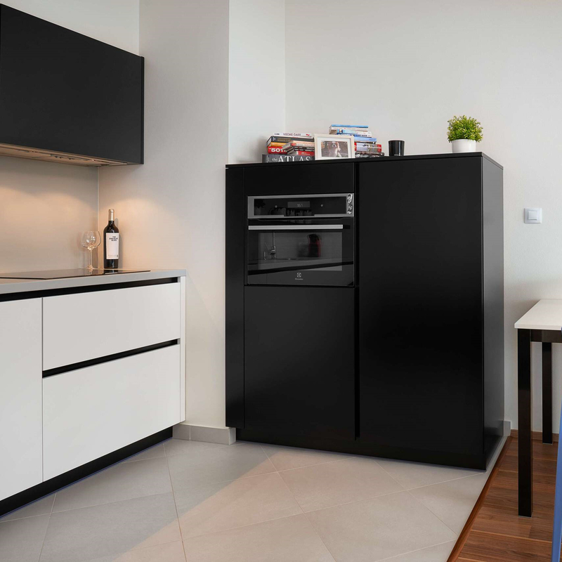 Preparados para montar Mobiliário de cozinha pequena Armários de parede Armário de cozinha de tabuleiro preto e branco Design simples