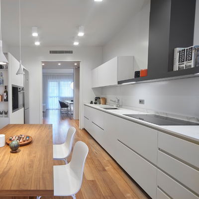 Armário de cozinha à prova d'água interior laca branca sem mãos para apartamento